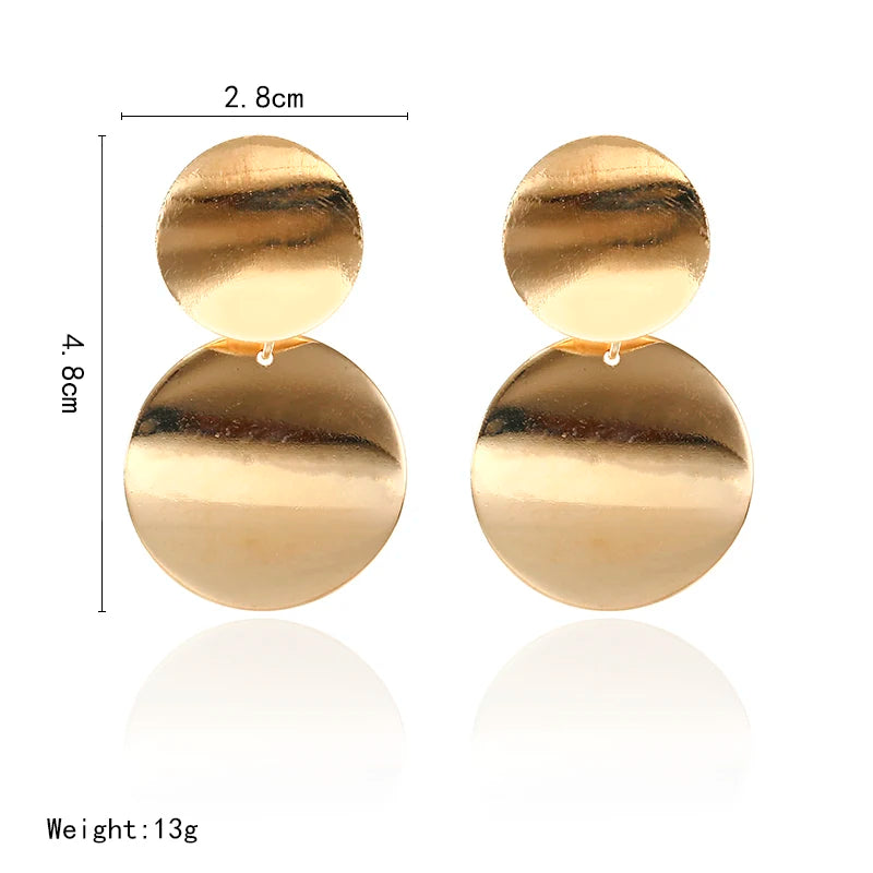 Brincos Redondos – Elegância Simples e Sofisticada