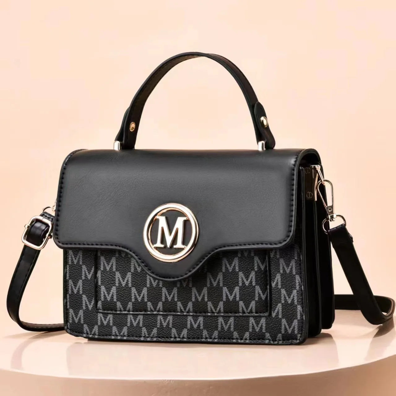 Bolsa Pillow Bag – Ombro e Mão