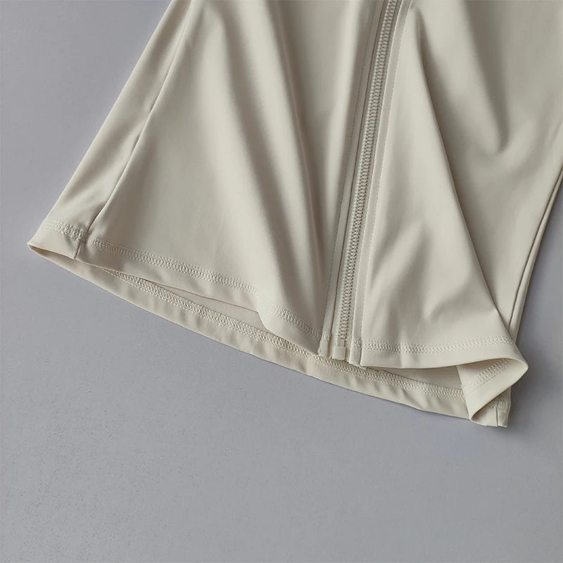 Jaqueta Feminina Esportiva – Gola Alta