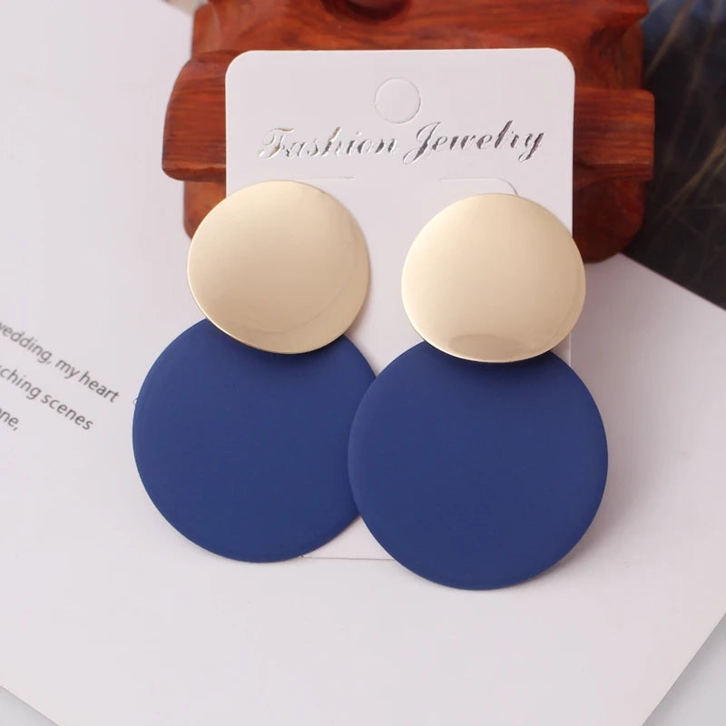 Brincos com Design Geométrico – Estilo Vintage e Sofisticado